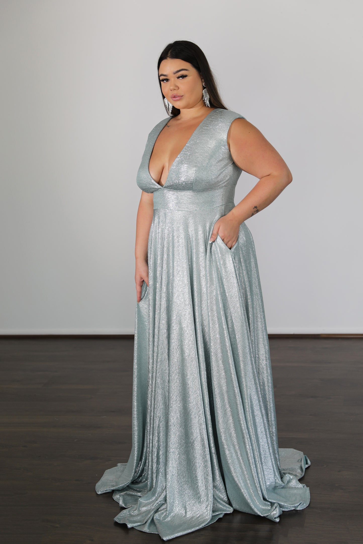 full skirt on Seafoam prom dress with pockets