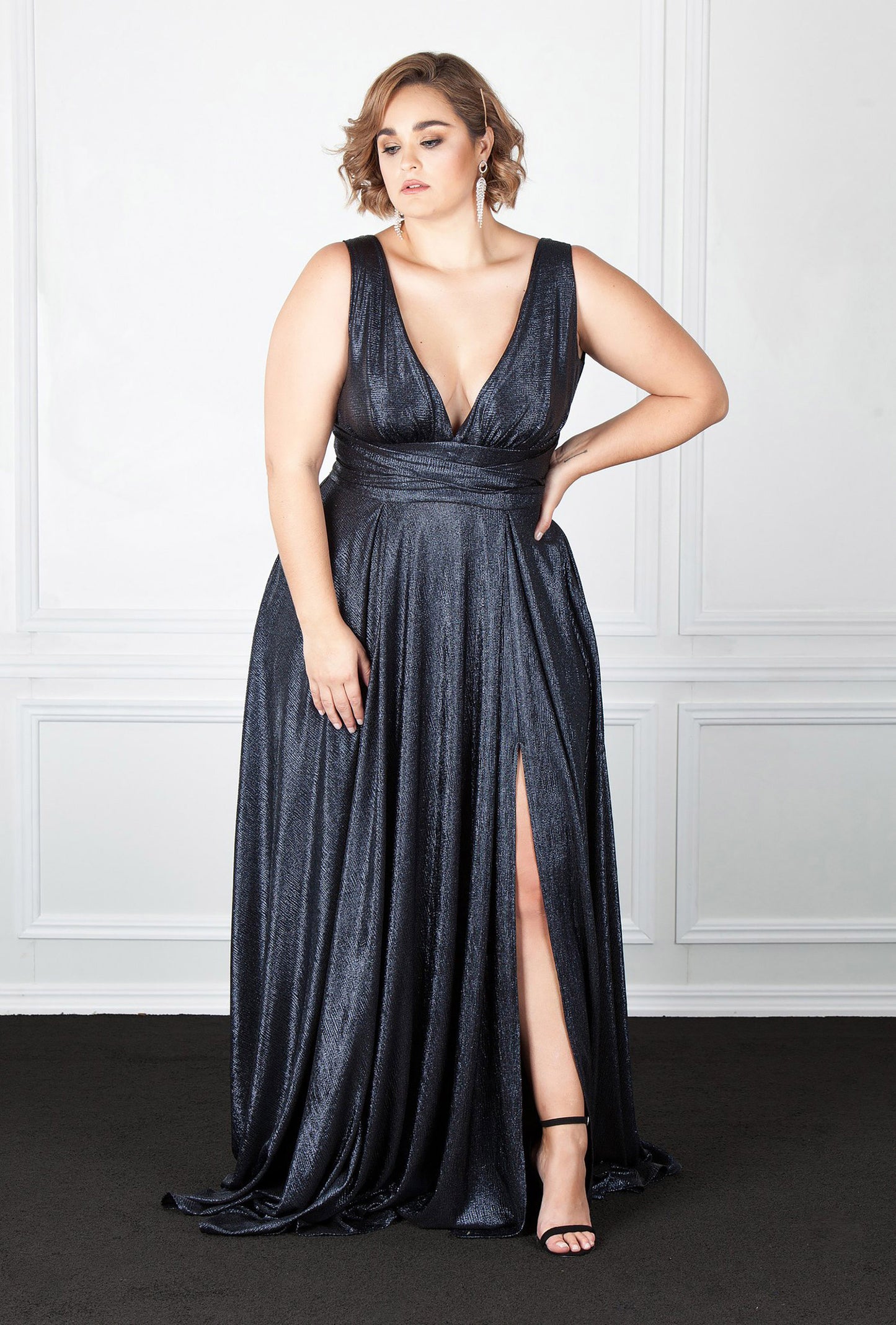 navy-formal-dress-worn-by-plus-size-model